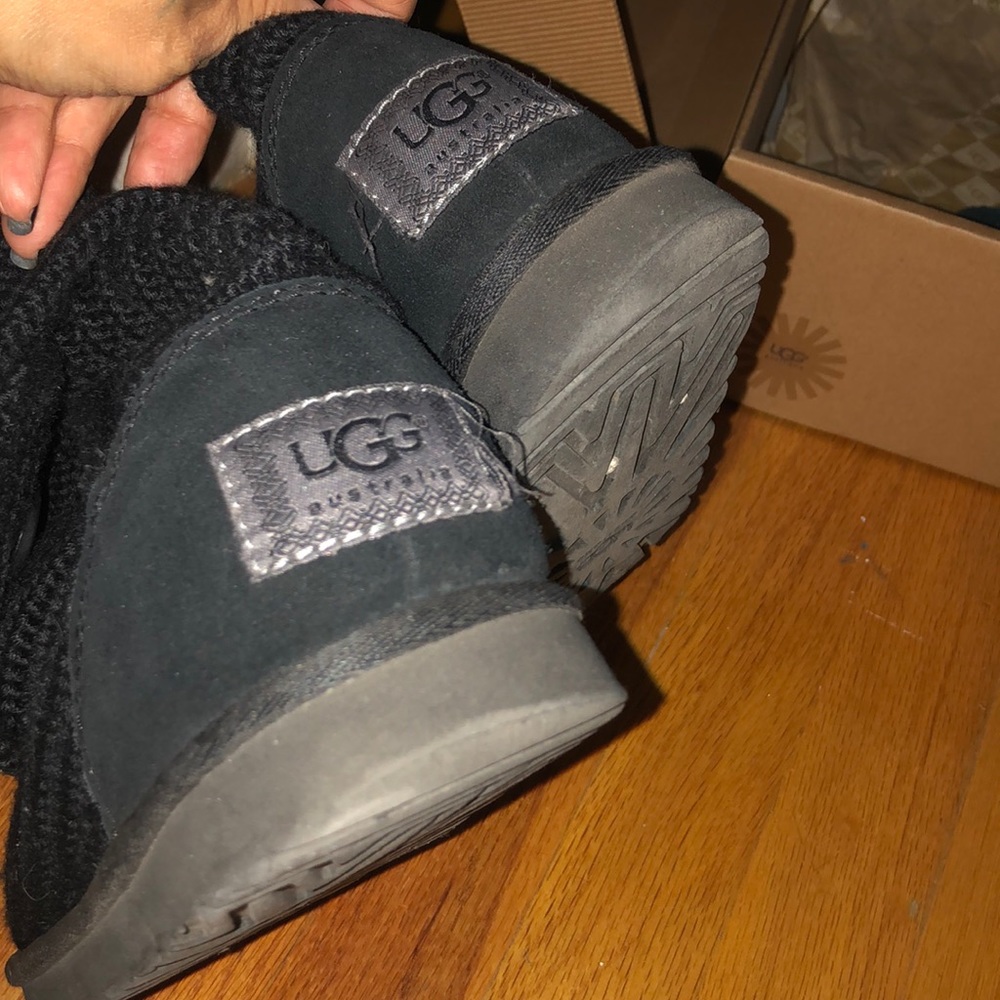 Black, knitted Uggs - Picture 3 of 4